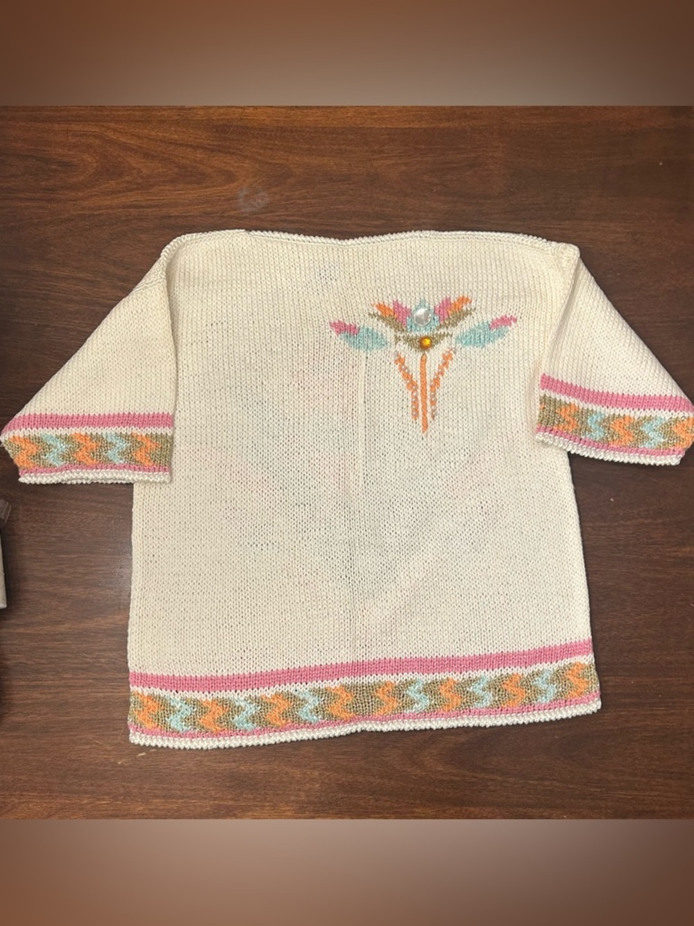 Cream Knit Short-Sleeve Sweater with Pastel Floral Motif. Vintage from Egypt - Picture 3 of 3